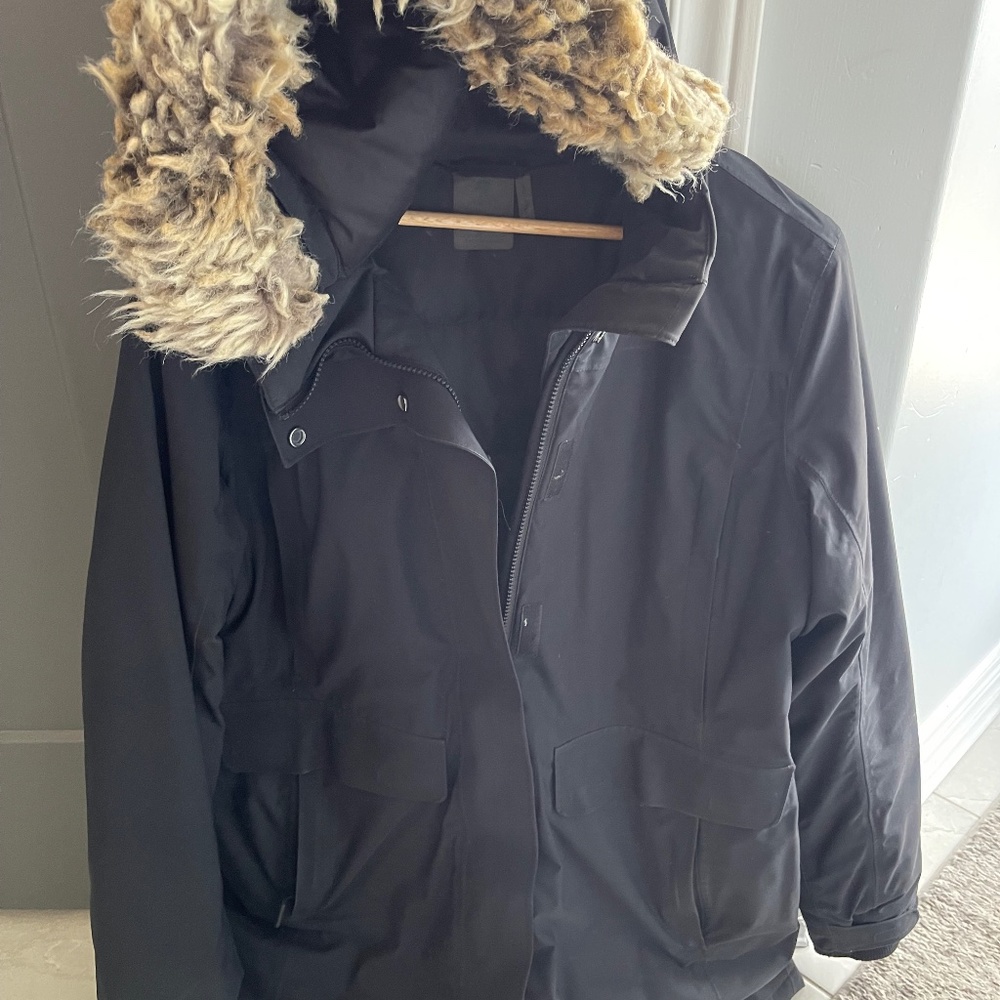 WOODS Woman’s insulated parka